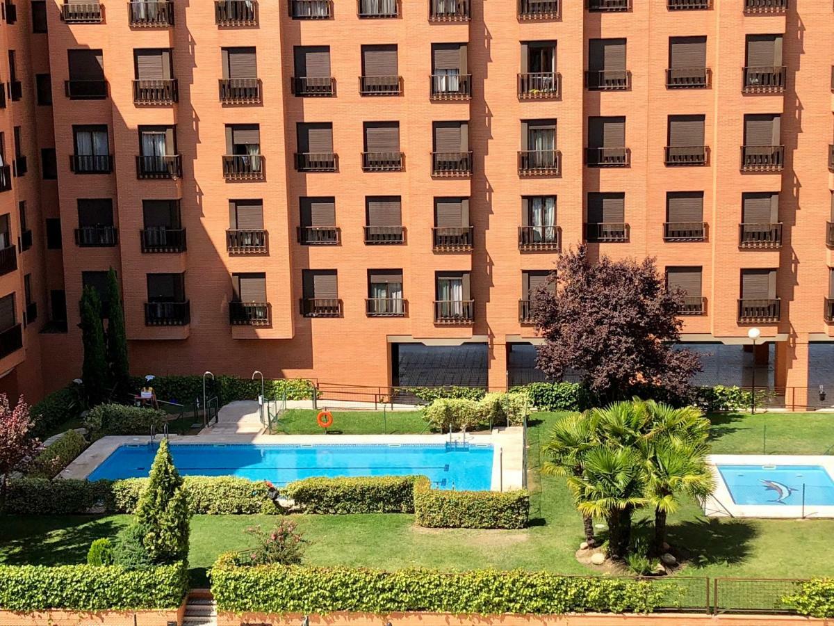 New Apartments Airport Ifema Madrid Eksteriør bilde